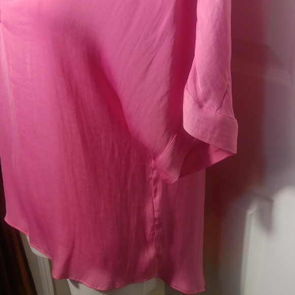 Naked Zebra Bubble Gum Punk High-low Collared Satin Blouse - Small - Picture 3 of 12